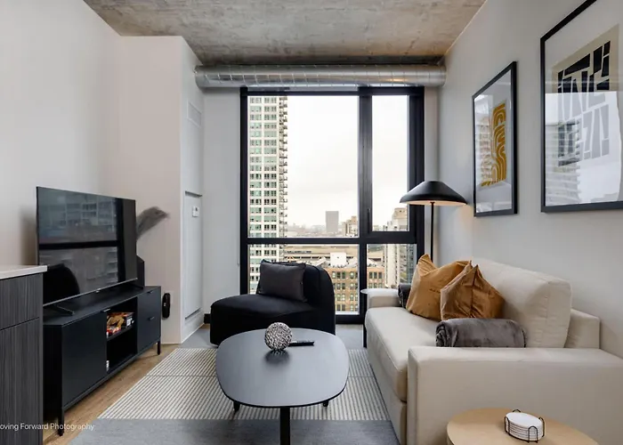 South Loop Rooftop With In And Out Parking 2 * Chicago