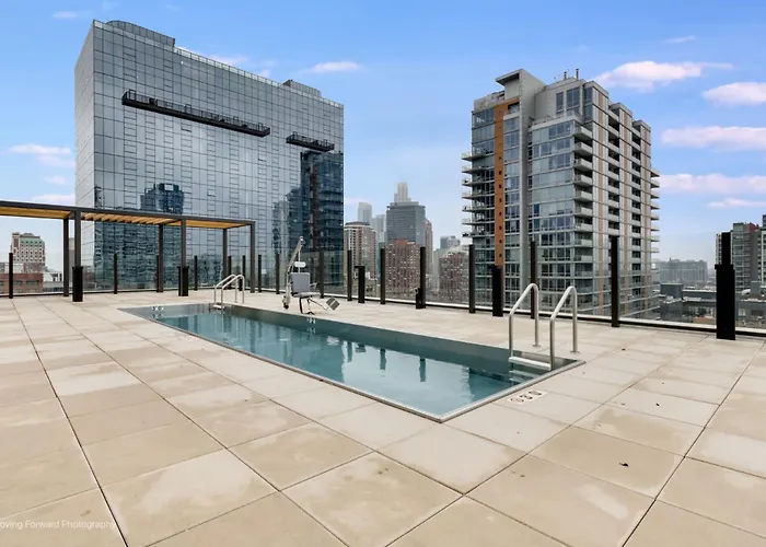 South Loop Rooftop With In And Out Parking 2 Chicago