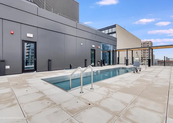 Apartamento South Loop Rooftop With In And Out Parking 2 Chicago